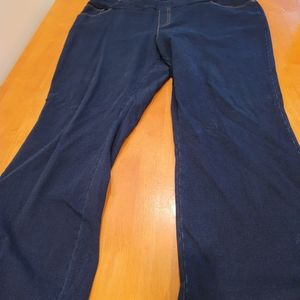 New! Ladies jeans